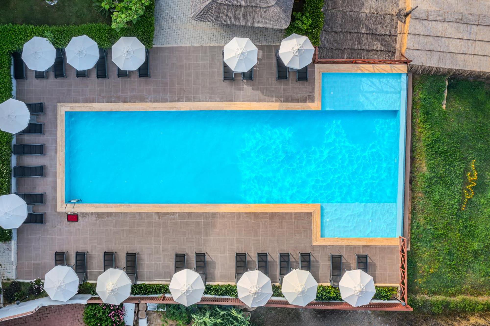 Adora Calma Beach Hotel Adults Only Kızılot Buitenkant foto